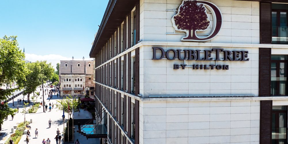 doubletree-by-hilton-old-town-2-1